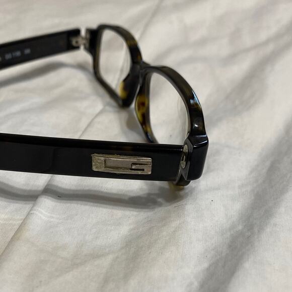 Gucci Tortoiseshell Rectangular Eyeglasses Scratched Lens Great for your Rx! Lux - Picture 6 of 10